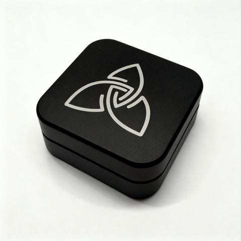 Grinder Alu viereckig - schwarz 6,6 cm