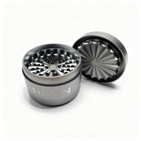 Grinder Alu ohne Zähne – Silber 6,3 cm